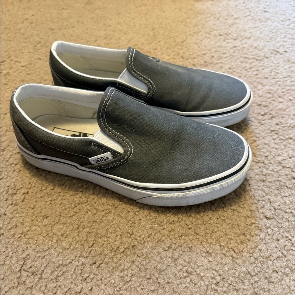Slip on Vans - Picture 2 of 4